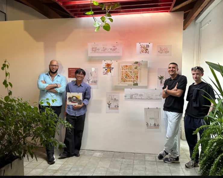 Exhibición Alternative Housing